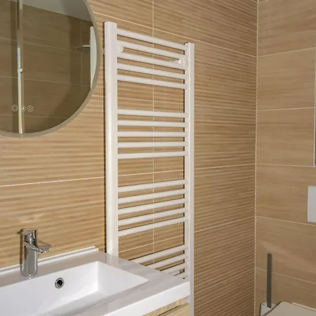 Villa Confortable A Avec Piscine Privee